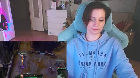 Kris online show from February 2025 08:26:01 PM