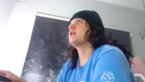 Snapshot of yumandsay chatting on December 2025 01:53:01 PM Snowflake online show from December 2025 01:53:01 PM