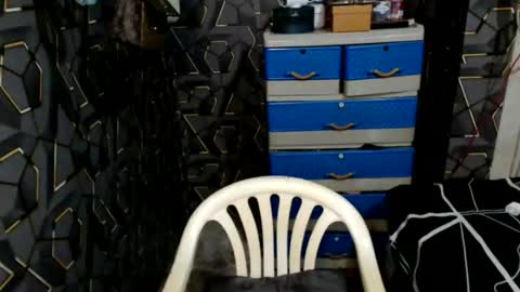 Snapshot of yumi_white chatting on March 2026 01:04:02 PM yumi online show from March 2026 01:04:02 PM