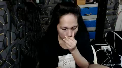 Snapshot of yumi_white chatting on March 2026 11:05:02 PM yumi online show from March 2026 11:05:02 PM