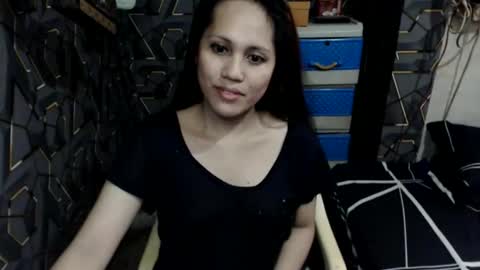 Snapshot of yumi_white chatting on April 2026 04:59:01 AM yumi online show from April 2026 04:59:01 AM