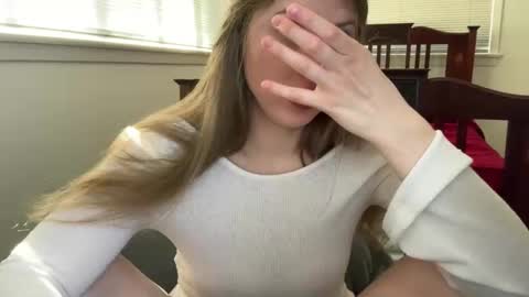 Snapshot of yumiandwolf chatting on February 2026 09:51:01 PM yumiandwolf online show from February 2026 09:51:01 PM