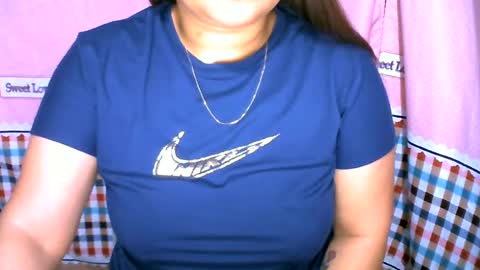 Snapshot of yumie_pussyx chatting on June 2026 09:18:02 PM Yumie online show from June 2026 09:18:02 PM