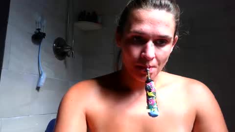 Payton kelly online show from October 2025 06:36:01 PM