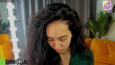 Snapshot of yummy_lamii chatting on March 2026 03:56:01 AM Cindey online show from March 2026 03:56:01 AM