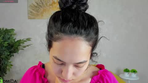 Snapshot of yummy_lamii chatting on April 2026 03:34:02 AM Cindey online show from April 2026 03:34:02 AM