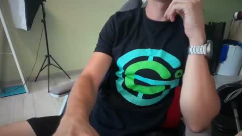 Snapshot of yummyalexxx chatting on July 2026 09:25:02 AM Alex online show from July 2026 09:25:02 AM