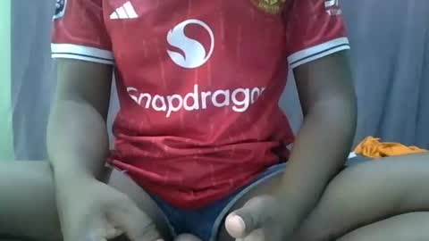 Snapshot of yummychocolate_2 chatting on December 2025 06:50:01 AM YUMMY online show from December 2025 06:50:01 AM