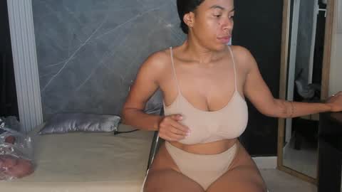 Yummyduo online show from February 2025 11:55:01 AM