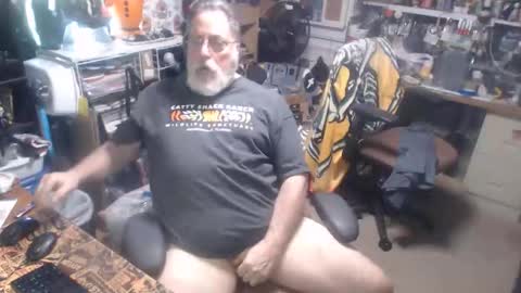 Snapshot of yummyflguy chatting on April 2026 07:08:02 PM yummyflguy online show from April 2026 07:08:02 PM