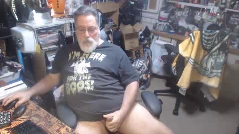 Snapshot of yummyflguy chatting on April 2026 07:14:01 PM yummyflguy online show from April 2026 07:14:01 PM