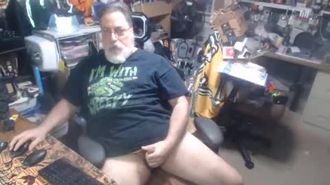 Snapshot of yummyflguy chatting on April 2026 09:16:01 PM yummyflguy online show from April 2026 09:16:01 PM