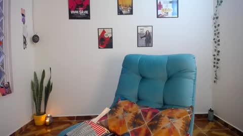 zara online show from October 2025 10:43:02 PM