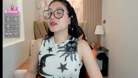 Snapshot of yuna__min chatting on September 2025 02:55:01 PM Yuna  online show from September 2025 02:55:01 PM