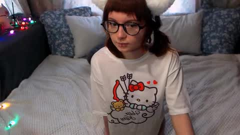 yuna_jin online show from March 2026 05:19:01 AM