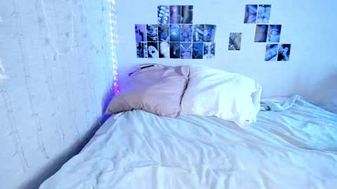 Snapshot of yunapeace chatting on September 2025 09:20:01 AM Yuna online show from September 2025 09:20:01 AM