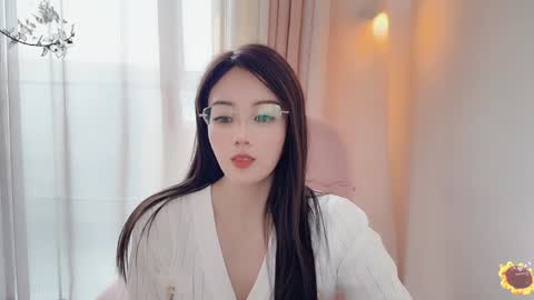 Snapshot of yuner0715 chatting on January 2025 06:42:01 AM YunEr online show from January 2025 06:42:01 AM