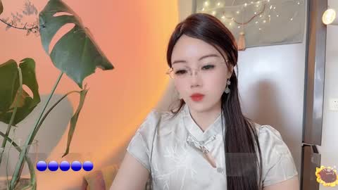 Snapshot of yuner0715 chatting on February 2025 03:31:02 AM YunEr online show from February 2025 03:31:02 AM