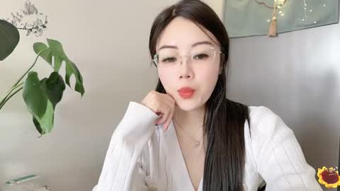 Snapshot of yuner0715 chatting on February 2025 04:31:01 AM YunEr online show from February 2025 04:31:01 AM