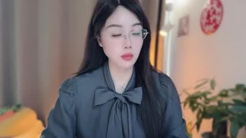 Snapshot of yuner0715 chatting on February 2026 03:33:01 AM YunEr online show from February 2026 03:33:01 AM