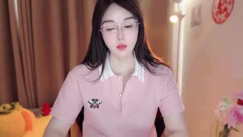 Snapshot of yuner0715 chatting on March 2026 06:51:02 AM YunEr online show from March 2026 06:51:02 AM