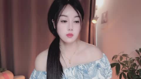 Snapshot of yuner0715 chatting on April 2026 03:18:01 AM YunEr online show from April 2026 03:18:01 AM