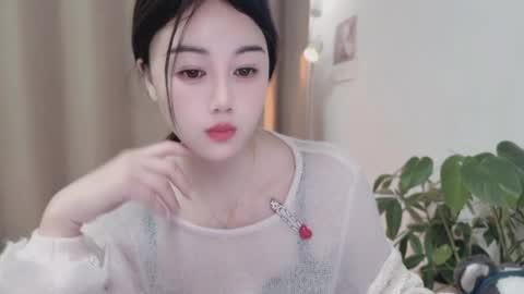 Snapshot of yuner0715 chatting on April 2026 12:24:01 PM YunEr online show from April 2026 12:24:01 PM