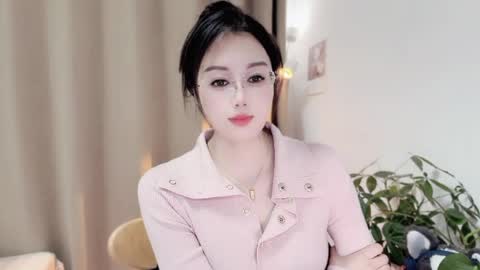 Snapshot of yuner0715 chatting on April 2026 03:01:01 PM YunEr online show from April 2026 03:01:01 PM