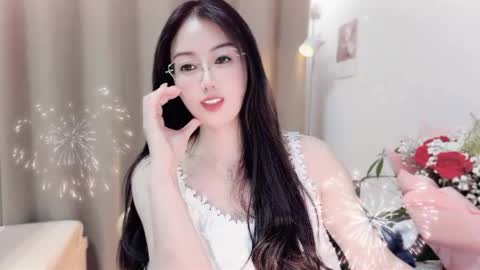 Snapshot of yuner0715 chatting on April 2026 03:25:01 PM YunEr online show from April 2026 03:25:01 PM