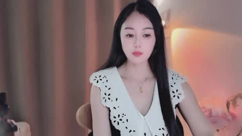 Snapshot of yuner0715 chatting on May 2026 03:57:02 AM YunEr online show from May 2026 03:57:02 AM