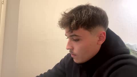 Snapshot of yungstudbev chatting on December 2024 11:34:02 PM yungstudbev online show from December 2024 11:34:02 PM