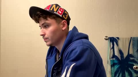 Snapshot of yungstudbev chatting on December 2024 04:06:02 AM yungstudbev online show from December 2024 04:06:02 AM