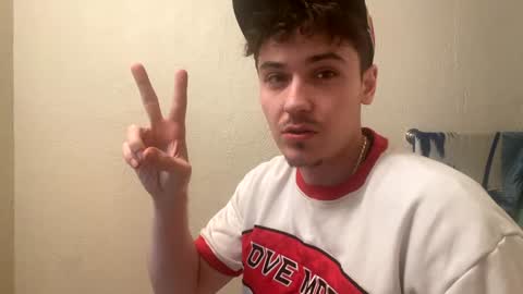 Snapshot of yungstudbev chatting on December 2024 08:15:02 AM yungstudbev online show from December 2024 08:15:02 AM