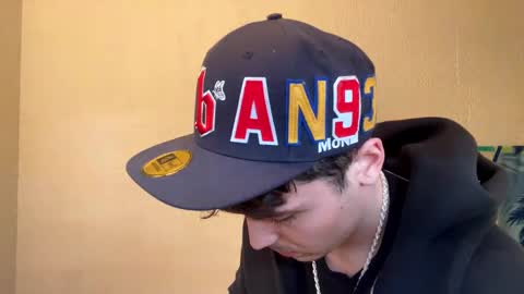 Snapshot of yungstudbev chatting on January 2025 02:53:02 PM yungstudbev online show from January 2025 02:53:02 PM