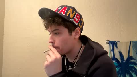 Snapshot of yungstudbev chatting on January 2025 08:12:01 PM yungstudbev online show from January 2025 08:12:01 PM