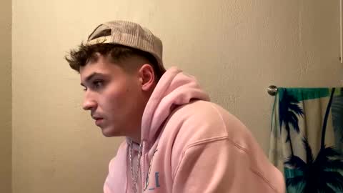 Snapshot of yungstudbev chatting on February 2025 04:58:02 AM yungstudbev online show from February 2025 04:58:02 AM