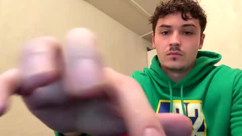 Snapshot of yungstudbev chatting on October 2025 10:51:02 PM yungstudbev online show from October 2025 10:51:02 PM