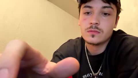 Snapshot of yungstudbev chatting on October 2025 12:44:02 AM yungstudbev online show from October 2025 12:44:02 AM