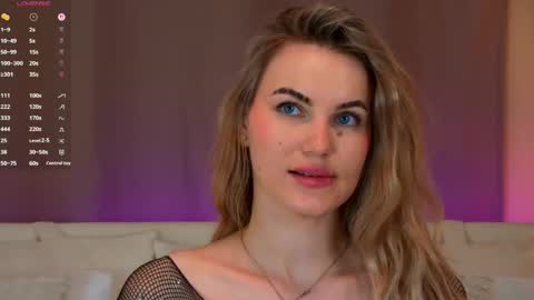 Tessa online show from April 2026 07:58:02 PM