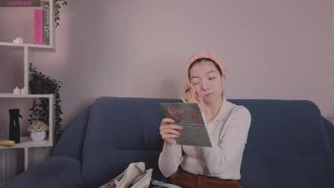 Snapshot of yunlandsberg chatting on April 2026 10:48:01 AM Tara online show from April 2026 10:48:01 AM