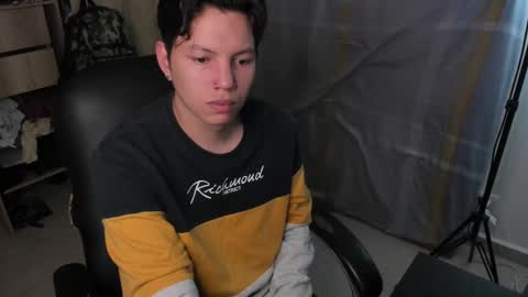 Snapshot of yurii_moody chatting on February 2025 12:32:02 AM yurii_moody online show from February 2025 12:32:02 AM