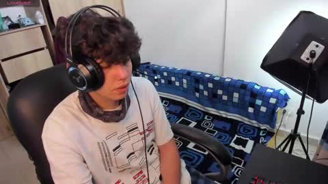 Snapshot of yurii_moody chatting on September 2025 06:30:02 PM yurii_moody online show from September 2025 06:30:02 PM