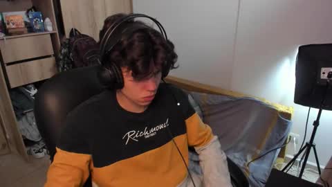 Snapshot of yurii_moody chatting on October 2025 04:06:02 PM yurii_moody online show from October 2025 04:06:02 PM