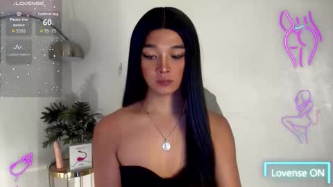 Yuri online show from September 2025 03:49:01 PM