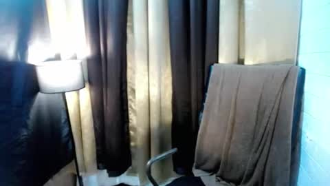 yuriyumixx_xoxo online show from October 2025 07:37:02 PM