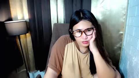 yuriyumixx_xoxo online show from November 2025 10:13:02 AM