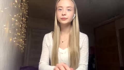 Snapshot of yutwiner chatting on December 2025 02:22:01 PM May online show from December 2025 02:22:01 PM