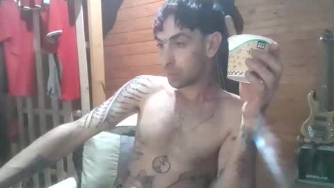 Snapshot of yuumis chatting on November 2025 06:57:01 AM Yuumi online show from November 2025 06:57:01 AM