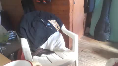 Yuumi online show from December 2025 06:14:01 PM