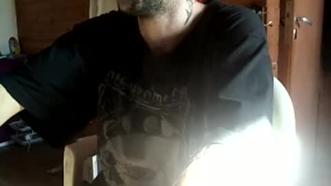 Snapshot of yuumis chatting on April 2026 08:06:02 PM Yuumi online show from April 2026 08:06:02 PM